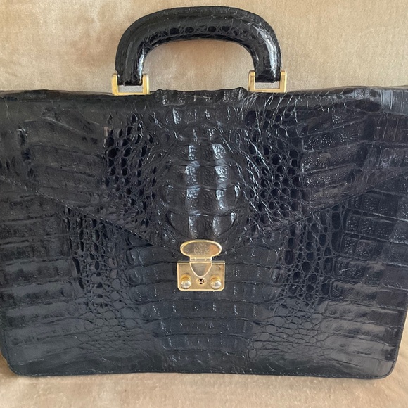 KAIYO Black Alligator Horn Back Briefcase holds a 10"x14" MacBook Pro Vintage - Picture 1 of 10